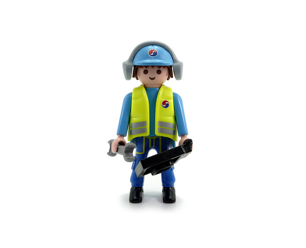 PLAYMOBIL 4-99 71019 Korean air Airplane Mechanic Crew PLAYMOBIL 4-99 71019 Korean air Airplane Mechanic Crew