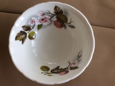 Hammersley & Co Bone China Schale Nr. 5845 sehr guter Zustand Blumen Schminktisch Sammlerstück