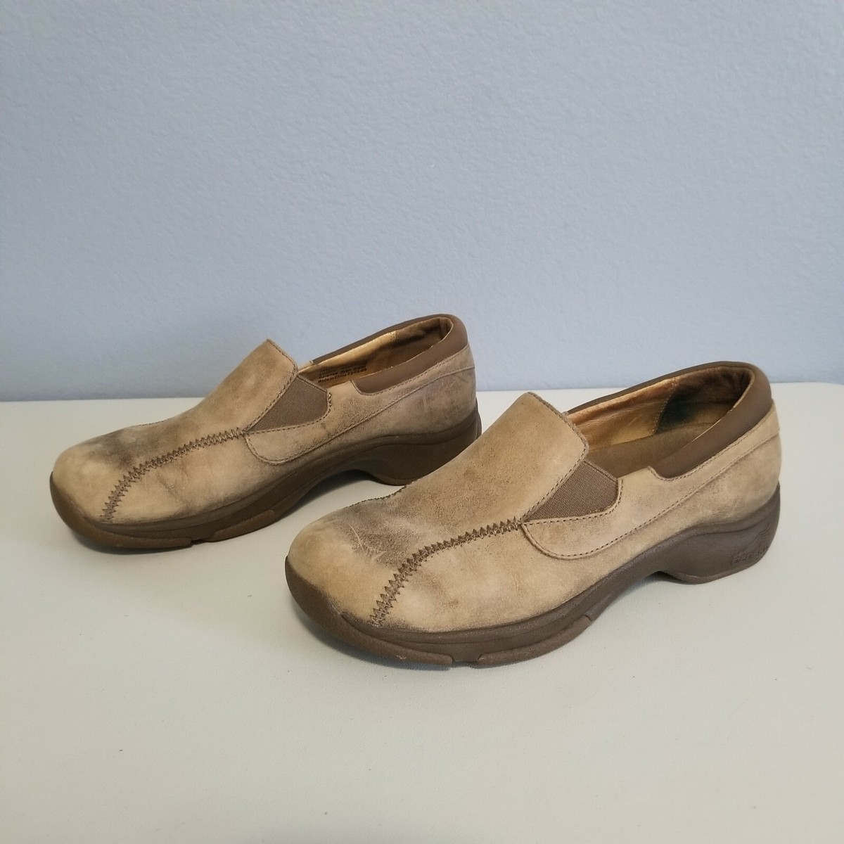 Tan Slip-On Clogs Women main image 2