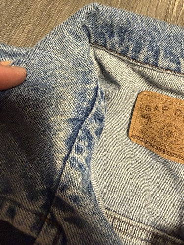 Vintage GAP Denim Trucker Jean Jacket Mens Medium Blue Faded 90s - Picture 6 of 6