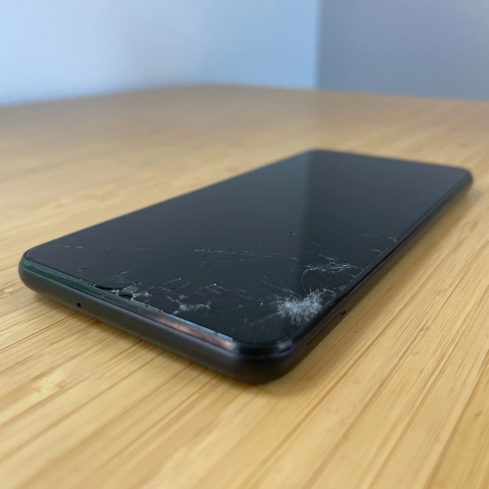 Samsung Galaxy A13 5G | SM-A136B | 128GB / 4GB RAM | Unlocked (SHATTERED SCREEN) - image 4 of 4