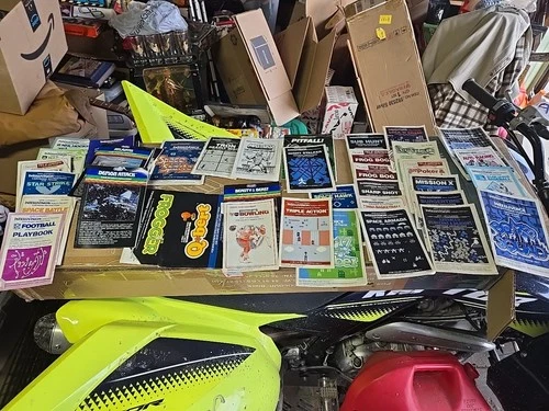 VINTAGE INTELLIVISION LOT OF 30+ GAME INSTRUCTION BOOKLETS MANUALS