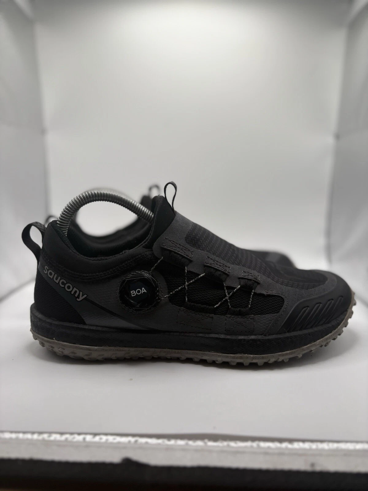 Saucony Women’s Switchback Iso Trail Running Shoes Size 8 Used S10482-1 BOA