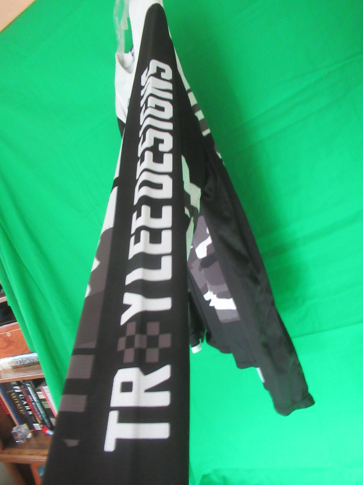Picture 4 of 7