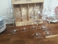 Libbey Adorn 6-piece  goblet baloon wine glasses, four etch styles 9'' mint