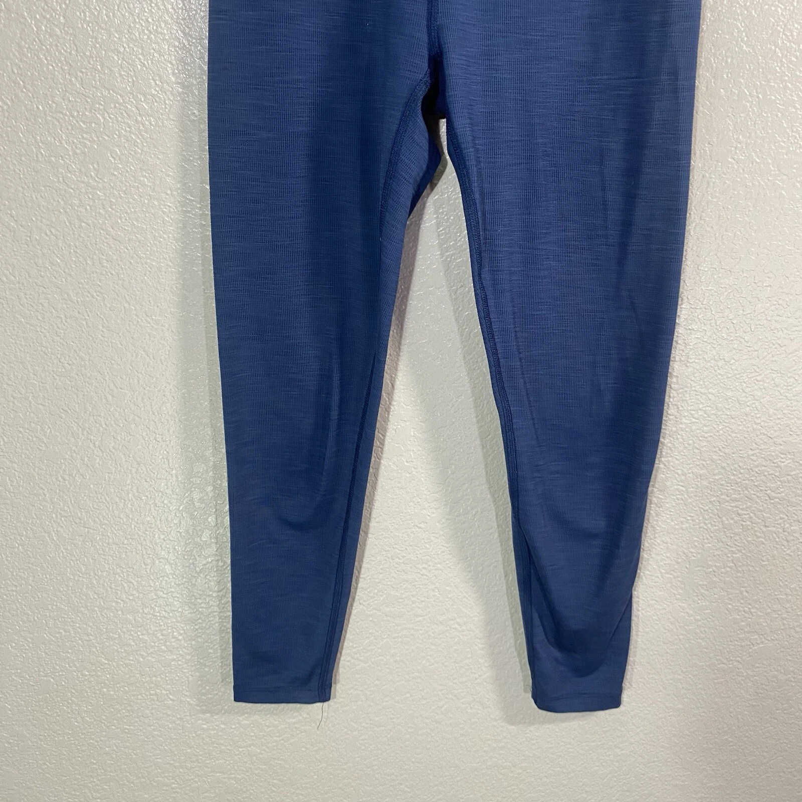 beyond-yoga navy spacedye cropped leggings