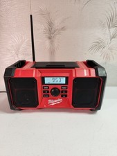 Milwaukee 2890-20 Jobsite radio 2890-20 Excellent Condition Fast Ship