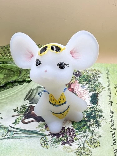 Fenton Hand Painted Glass Mouse Figurine Yellow Polka Dot Signed C. Foy
