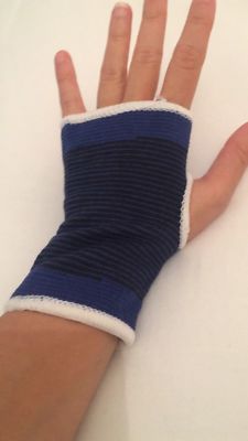 Unterstützung Hand und Handgelenk Paar x2 Brandneu in Verpackung Sport Gym Training