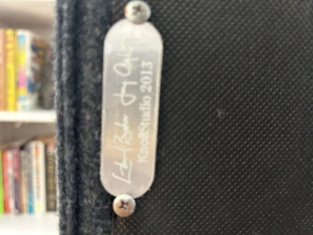 Otomana Knoll Studio Foto 4 de 4