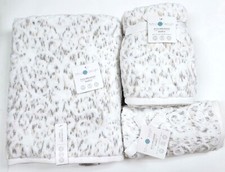 MIND ON DESIGN WHITE ANIMAL PRINT BAMBOO RAYON BATH,2 HAND TOWEL,OR 2 FINGER TIP