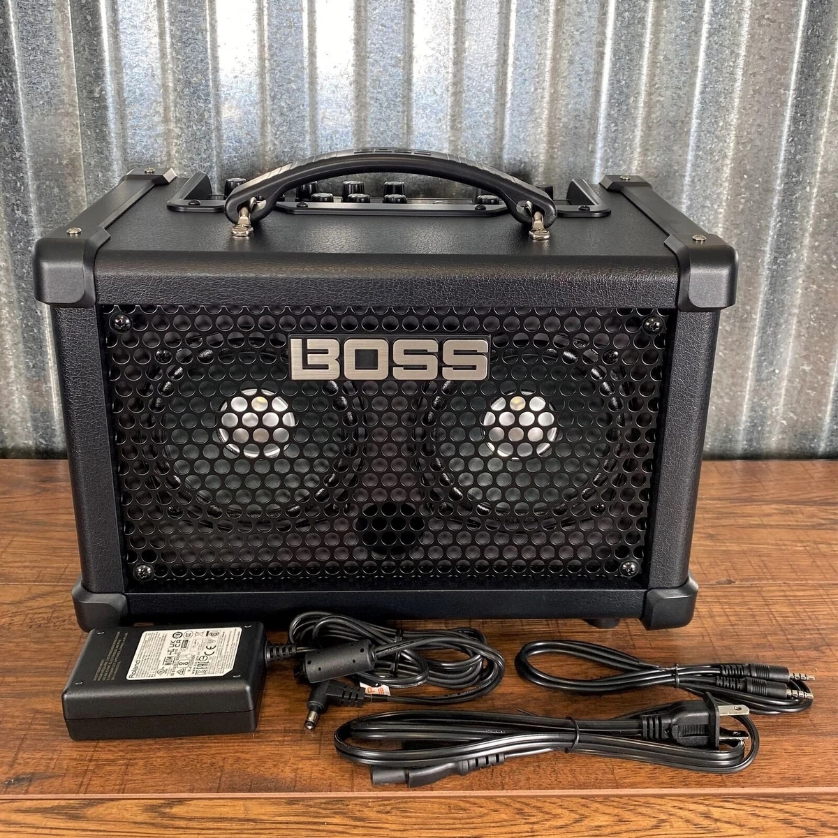 Boss Dual Cube Bass LX Stereo Amplifier Combo DCB-LX