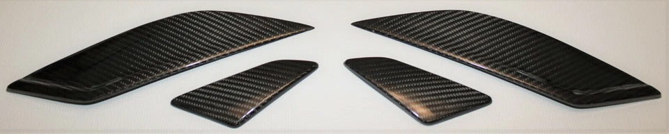 2006-2013 年雅马哈 FZ1 Fazer 上侧面板 - 100% 碳纤维 — 第 2/4 张图片