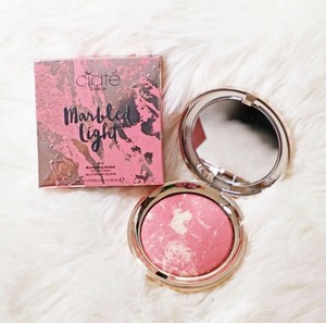 ciate marbled light blush