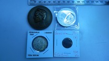 Venezuela 1930 Bz Medal, 1973 10 Bolivar Ag, 1945 1 Bolivar Ag, 1944 5 Centimos
