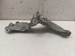 MERCEDES-BENZ GLB X247 Klimakompressorhalterung A2821508000 1.33 2024 30621774