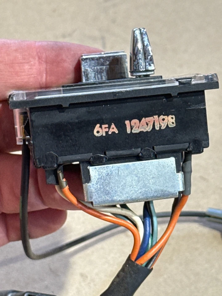 Buick Electra Limited 1975 1976 Lesabre Estate vagón retardo limpiaparabrisas interruptor lavadora Foto 3 de 4