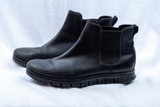 Cole Haan Zerogrand Chelsea Boots Black Leather SlipOn Dress Boots Mens 9 NWOT