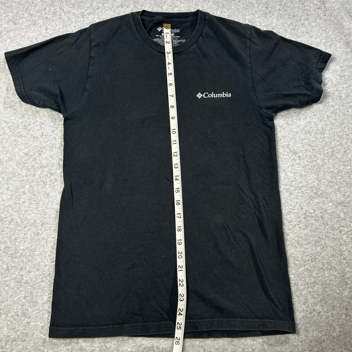 ★★Columbia★★ NY STREET TAIL LOGO WOVEN SS TSHIRTS BLACK Columbia Sportswear T-Shirt Mens Small Black Fade Distressed
