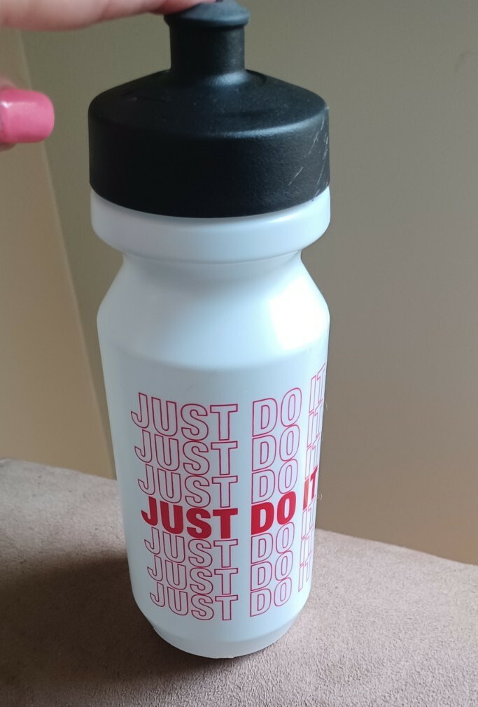 nike water bottle just do it