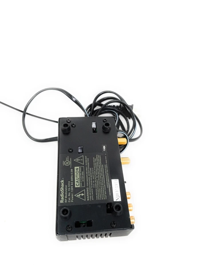RadioShack RF Modulator  15-1214 - Image 3 of 4