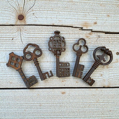 #ad Medieval Cast Iron Set of 5 Keys With Antique Finish 3.5quot; to 4.25quot; Long $29.99