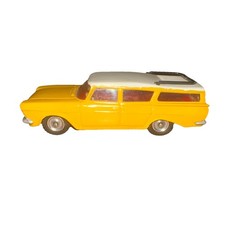 Dinky Toys GB No. 193 Rambler Cross Country Station Wagon 1/43 Scale. 