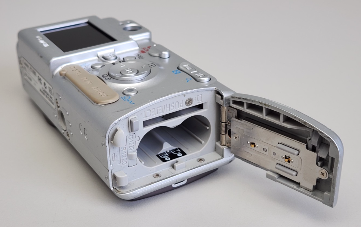 Canon PowerShot A400 3.2 Mega Pixels Digital Camera Only Silver
