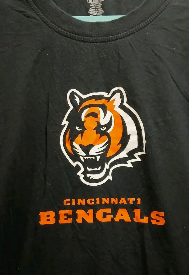 Cincinnati Bengals Men's 3XL Graphic T-Shirt NFL Reebok Black Throwback S/S EUC - Image 3 of 4
