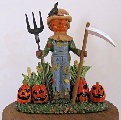 Lemax Spooky Town Figurine - Scary Scarecrow #12005