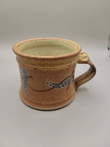 Vtg 1985 Studio Art Pottery Artist Signed Coffee Mug Berries Blue Vines Brown