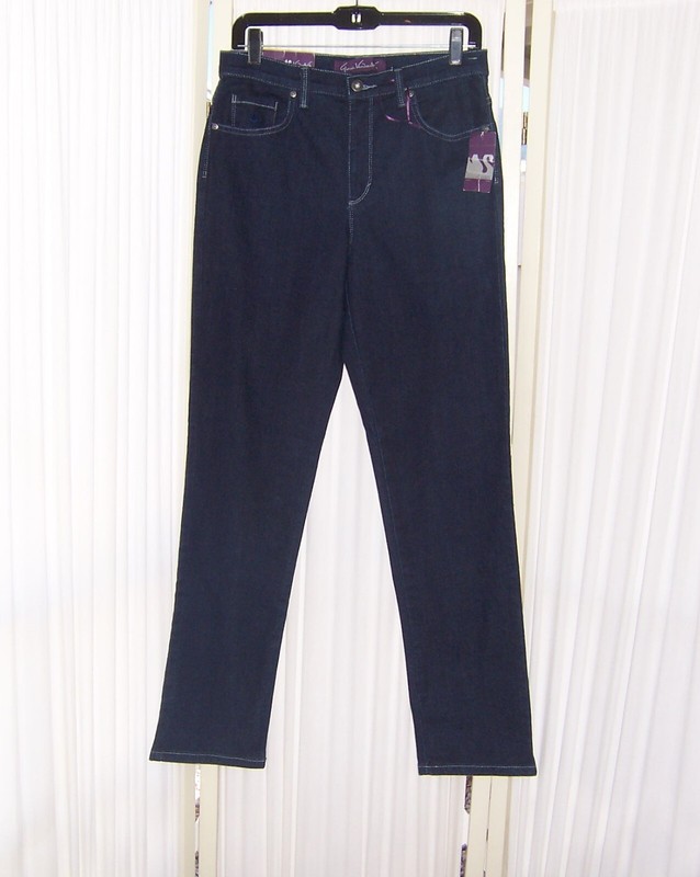 NWT GLORIA VANDERBILT WOMEN'S AMANDA CLASSIC TAPERED LEG BLUE JEANS 6 AVERAGE