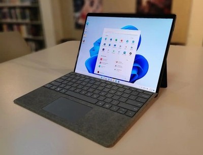 Surface Pro 11 Elite OLED 16GB 512GB + Signature Keyboard + Slim Pen 2