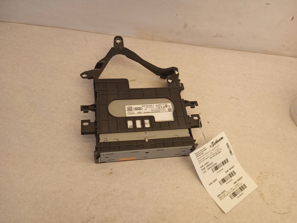 2023 Audi A3 Radio Receiver Equipment 3096683 - Image 3 of 4