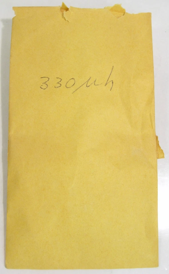 Lote de 6 condensadores de película axial vintage excedente Nytronics Essex WEE 330 UH 5% Foto 4 de 4