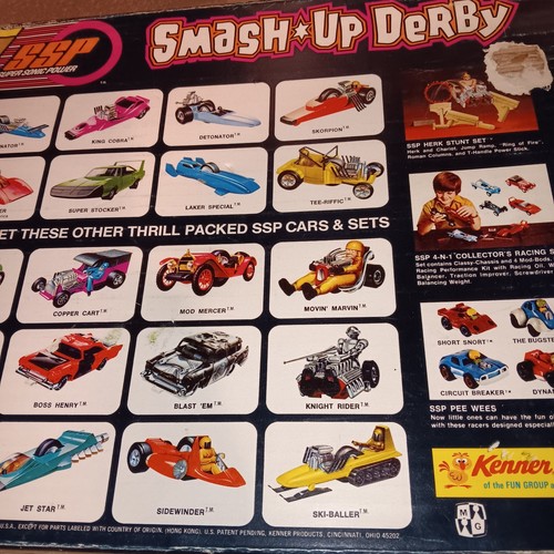 Kenner SSP Smash Up Derby vintage n. 24841 57 Chevy Ford completo con scatola 1972 - Foto 20 di 24