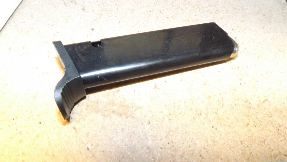 2 - NUEVO - EAA Excam Tangfolio FIE Titan II GT380 QFI 380acp 7er cargador de fábrica azul Foto 3 de 4