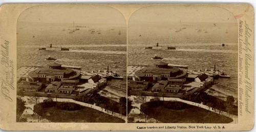 Castle Garden & Liberty Statue New York City NY Underwood Stereoview - Picture 2 of 3
