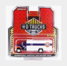 International Durastar 440 Delivery Truck Gulf Oil 1:64 Greenlight 33250C