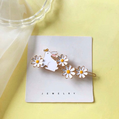 Rabbit Hair Clip, Bunny Daisy Hair Pin - Picture 4 of 4