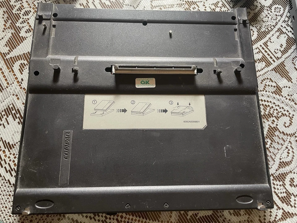 Laptop Compaq Evo N410c Pentium III 1200Mhz 256mb 30gb + Base Expansion 2003 - Bild 3 von 4