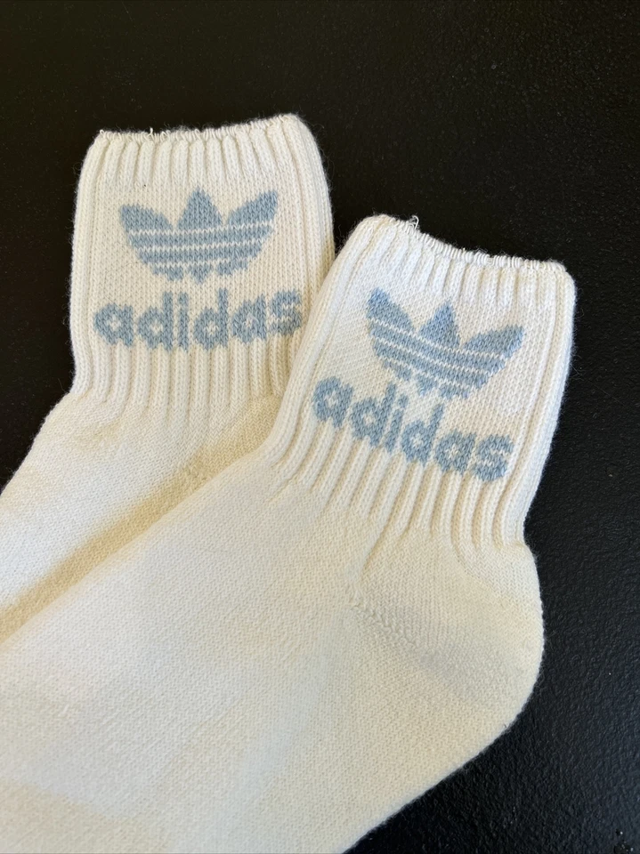 Calcetines Adidas Trifolio Mujer Años 80 De Colección Orlon Blanco Azul Nuevo de Lote Antiguo Cuarto 9-11 EE. UU. Foto 2 de 4