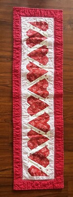 Homemade Machine Quilted Valentine Heart Double Side Table Runner Made By My Mom