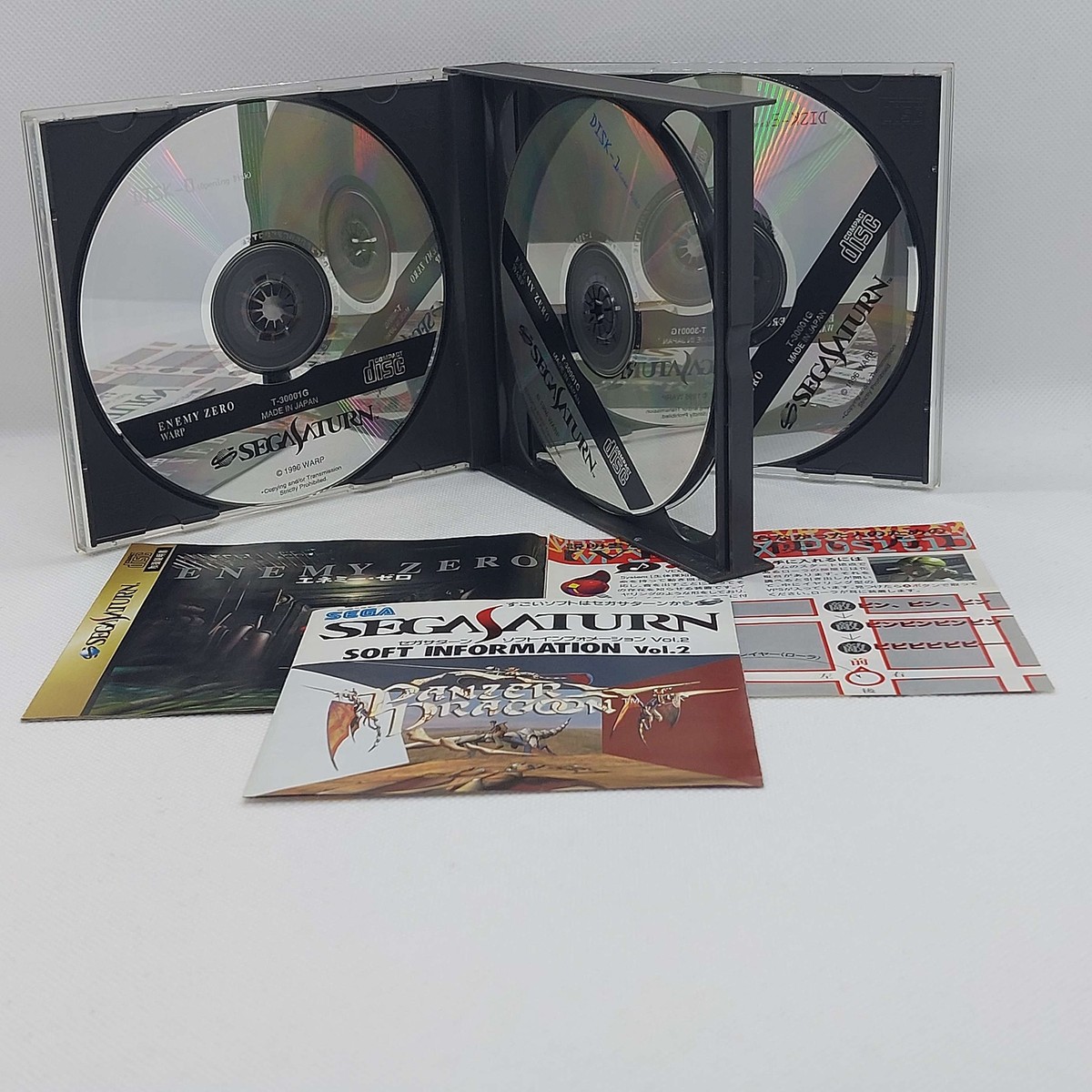Jeu Sega Saturn Enemy Zero (E0) Édition Japon - Avec éventail Uchiwa - Année 1996 - Bon état
