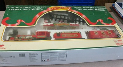 santaland musical holiday train set