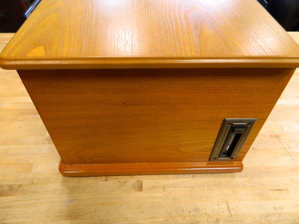 Innovative Technology ITVS-760B Phono/CD+ CD Recorder/Tape/AM/FM Wood New - Image 4 of 4