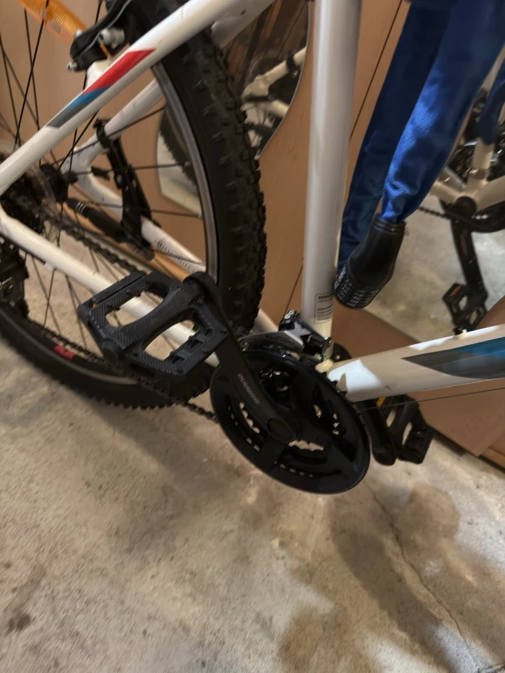 Serious Mountainbike wie neu(nur Abholung) - Bild 3 von 4