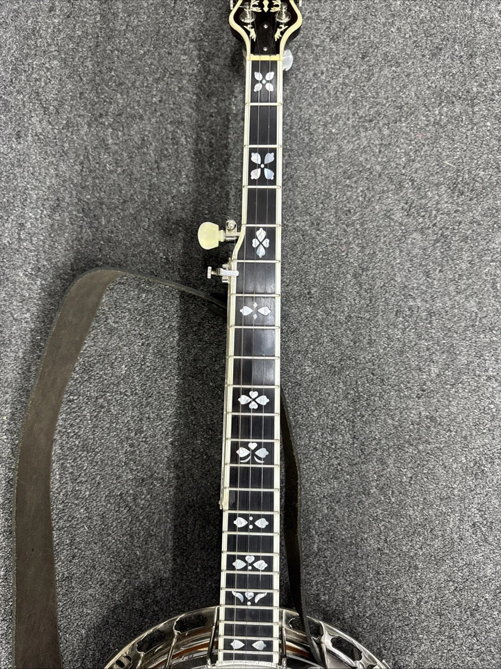 Recording King RK Elite 85 Banjo- Excellent - Nice Hard Case - RARE! - Image 4 of 4