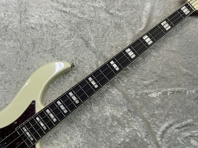 Aria Pro II RSB-800 Bass White Active Circuit GOTOH Tuners Used
