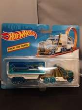 Hot Wheels Copyright 2018 Tractor  Trailer Blue and White Speed Hauler